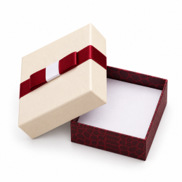 Boite cadeau rigide pour bijoux