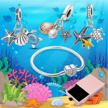 Bracelet avec trois charms tortue bleue coquillage étoile de mer argent