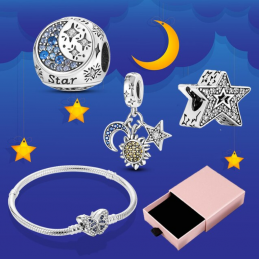 Bracelet avec trois charms papillon sphère lune étoile soleil argent