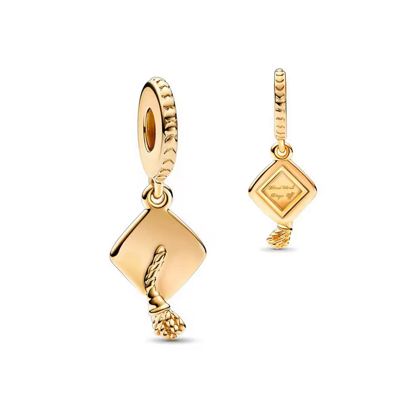 Charm chapeau diplome or pour bracelet