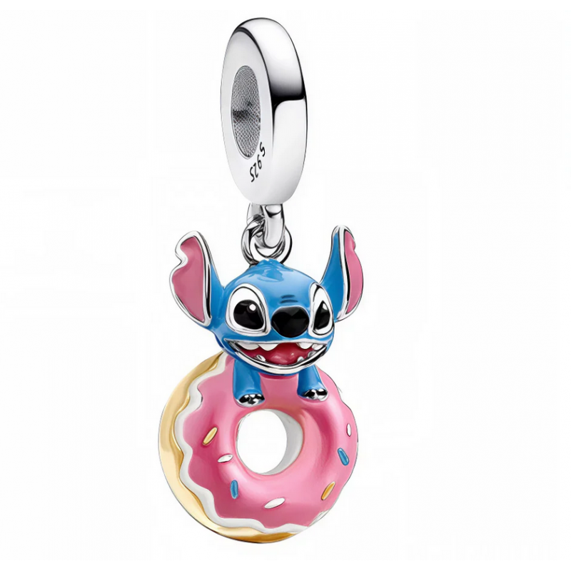 Charm Stitch saute sur un gateau donut argent pour bracelet