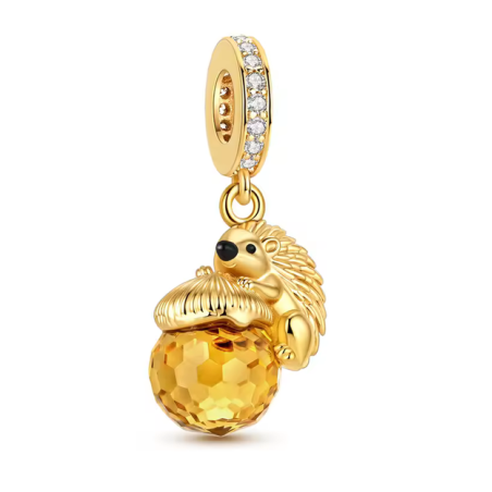 Charm hérisson avec gland doré pour bracelet
