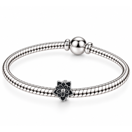 Charm séparateur espaceur pour bracelet grande fleur noire